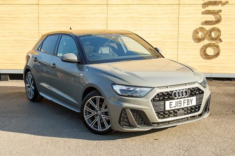 Audi A1 SPORTBACK TFSI S LINE 1