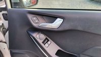 Ford Fiesta 1.0T EcoBoost Zetec Euro 6 (s/s) 5dr 33