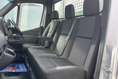 Mercedes-Benz Sprinter 315 Cdi Progressive 9g-Tronic Dropside Truck 3