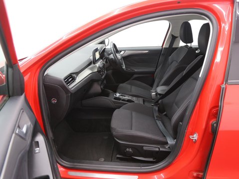 Ford Focus 1.0T EcoBoost Titanium Auto Euro 6 (s/s) 5dr 23