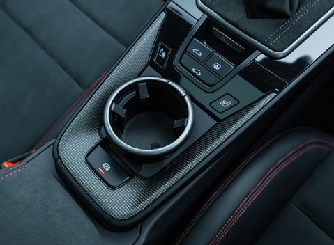 Porsche 911 Carrera GTS (992) 28