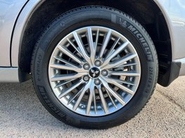 Mitsubishi Outlander 2.4 Outlander Design PHEV CVT 4WD 5dr 13