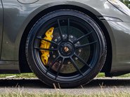 Porsche 911 Carrera GTS PDK 6