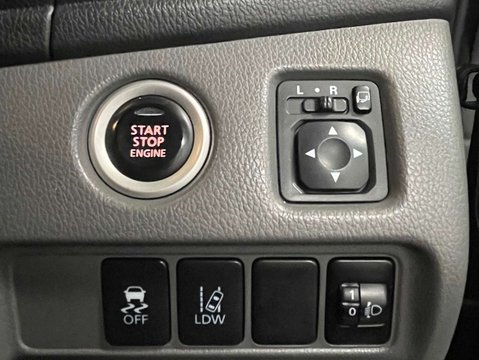 Mitsubishi L200 2.4 L200 Barbarian DI-D 4WD 11