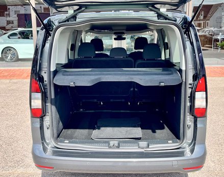 Ford Tourneo Connect 2.0 Tourneo Connect Titanium EcoBlue A 5dr 83
