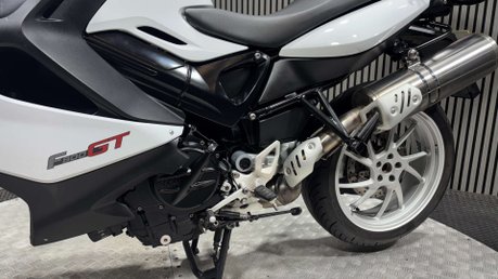 BMW F800 2013 ONLY 25K NEW MOT VERY CLEAN SPORTS TOURER 800CC 28