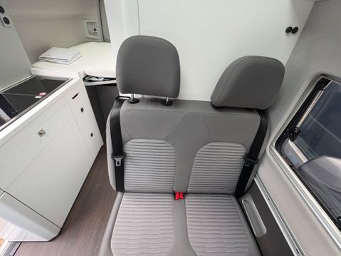 Volkswagen Grand California 15