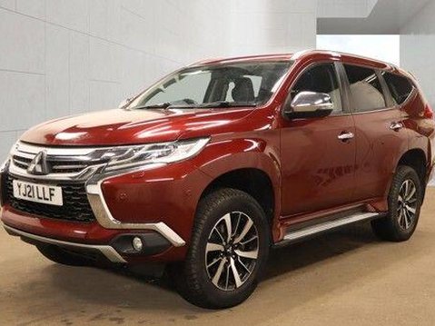 Mitsubishi Shogun Sport DI-D 4 5