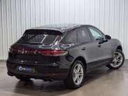 Porsche Macan 2.0 Macan Semi-Auto 4WD 5dr 31