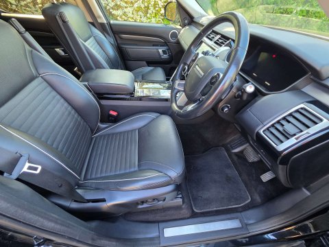 Land Rover Discovery 3.0 Discovery Luxury HSE SD6 Auto 4WD 5dr 19