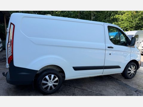 Ford Transit Custom 2.2 TDCi 270 ECOnetic L1 H1 5dr 9