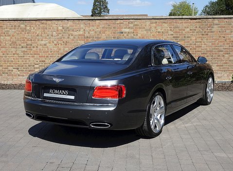 Bentley Flying Spur W12 Mulliner 25