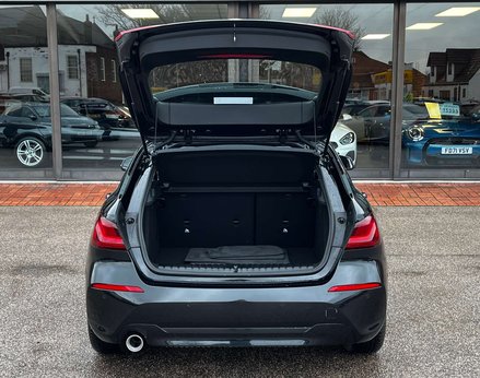 BMW 1 Series 1.5 118I SE Auto 5dr 70