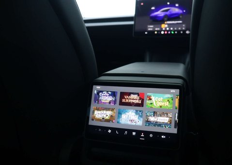 Tesla Model 3 Saloon 4dr Electric Auto RWD (208 ps) 22
