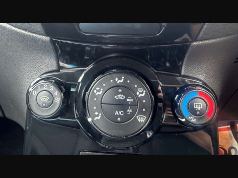 Ford Fiesta 1.2 Fiesta Zetec 3dr 12