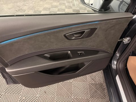 SEAT Leon 2.0 TSI Cupra 290 DSG Euro 6 (s/s) 5dr 33