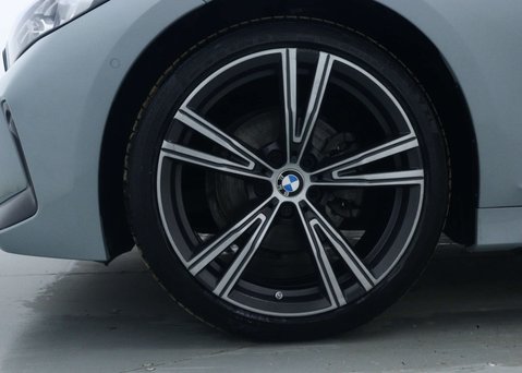 BMW 3 Series 2.0 320i M Sport Saloon 4dr Petrol Auto Euro 6 (s/s) (184 ps) 15
