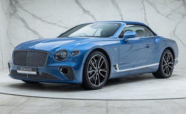 Bentley Continental GTC W12 First Edition 11