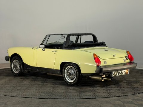 MG Midget 1500 17