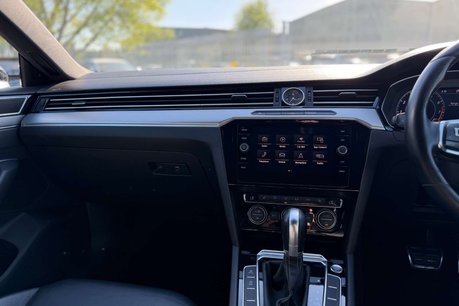 Volkswagen Arteon 2.0 Arteon R-Line TSi Semi-Auto 5dr 18