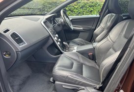 Volvo XC60 2.0 D4 R-DESIGN LUX NAV AUTO PAN ROOF 26