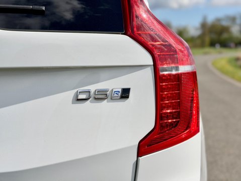 Volvo XC90 2.0 D5 PowerPulse R-Design Auto 4WD Euro 6 (s/s) 5dr 30