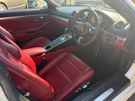 Porsche 718 CAYMAN S PDK 19
