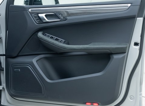 Porsche Macan GTS 29