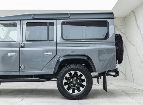 Land Rover Defender 110 Works V8 70th Edition 30