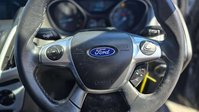 Ford Focus 1.6 Zetec Hatchback 5dr Petrol Manual Euro 5 (125 ps) 33