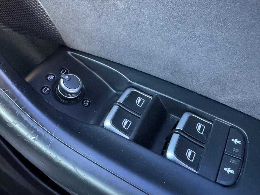 2016 Audi Q3 — image 30