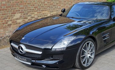 Mercedes-Benz SLS AMG 6
