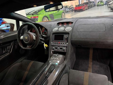 Lamborghini Gallardo 5.0 V10 Superleggera Coupe 2dr Petrol EGear 4WD Euro 4 (530 bhp) 12