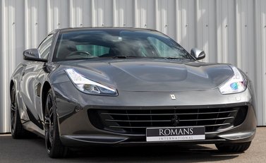 Ferrari GTC4 Lusso 1