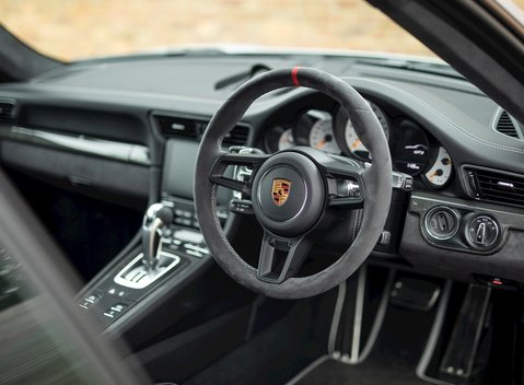 Porsche 911 (991.2) GT3 11