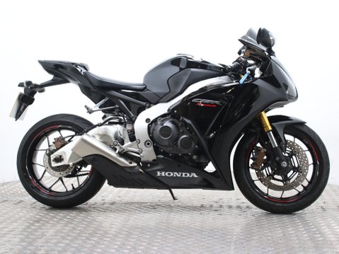 Honda CBR1000RR Fireblade CBR 1000 RA-G Fireblade 1