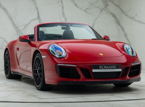 Porsche 911 Carrera GTS CABRIOLET (991.2) 12