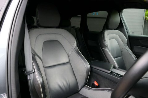 Volvo XC60 2.0 XC60 R-Design B5 MHEV AWD Auto 4WD 5dr 4