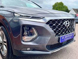 Hyundai SANTA FE 2.2 Santa Fe Premium SE CRDi Auto 4WD 5dr 109