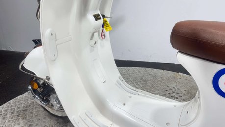 Ajs MODENA 2014 ONLY 2K RUNNING CUSTOM SCOOTER PROJECT SPARES OR REPAIR 14