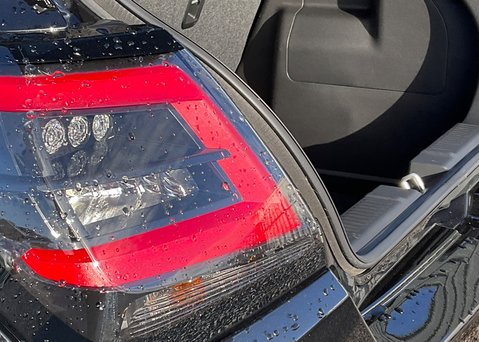 Suzuki Swift MOTION 18