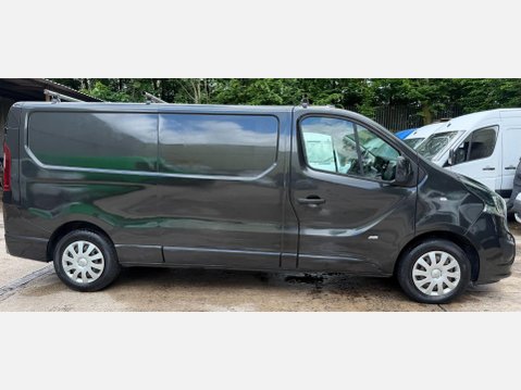 Vauxhall Vivaro 1.6 CDTi 2900 BiTurbo ecoFLEX Sportive Panel Van 5dr Diesel Manual L2 H1 Eu 8