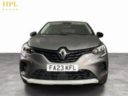 Renault Captur 1.6 E-TECH evolution SUV 5dr Petrol Hybrid Auto Euro 6 (s/s) (145 ps) 2