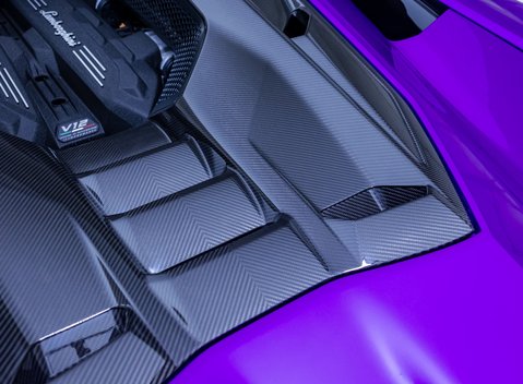 Lamborghini Revuelto 41