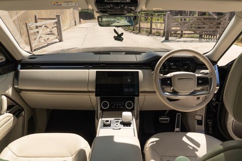Land Rover Range Rover 4.4 P530 V8 SV Auto 4WD Euro 6 (s/s) 5dr 2