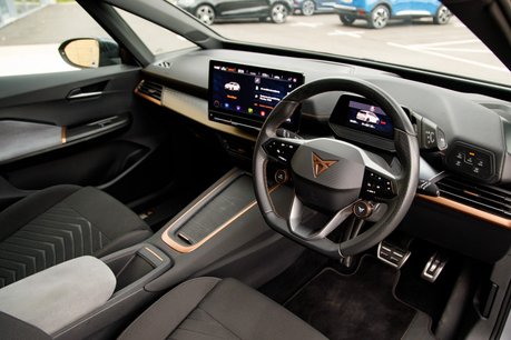 Cupra Born V2