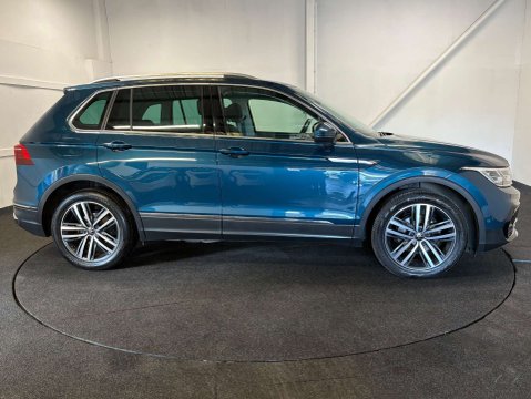 Volkswagen Tiguan 2.0 Tiguan Elegance TDI DSG Auto 5dr 7