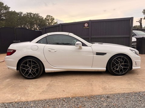 Mercedes-Benz SLK 1.8 SLK 200 AMG Sport BlueEfficiency 2dr 29