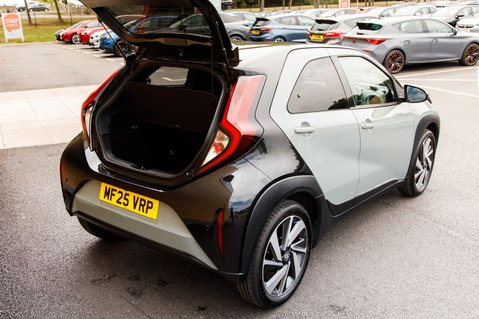 Toyota Aygo X VVT-I EDGE 27