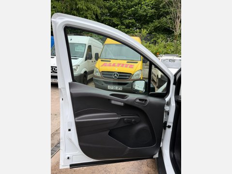 Ford Transit Courier 1.5 TDCi Panel Van 5dr Diesel Manual L1 Euro 6 (SLD) (75 ps) 46